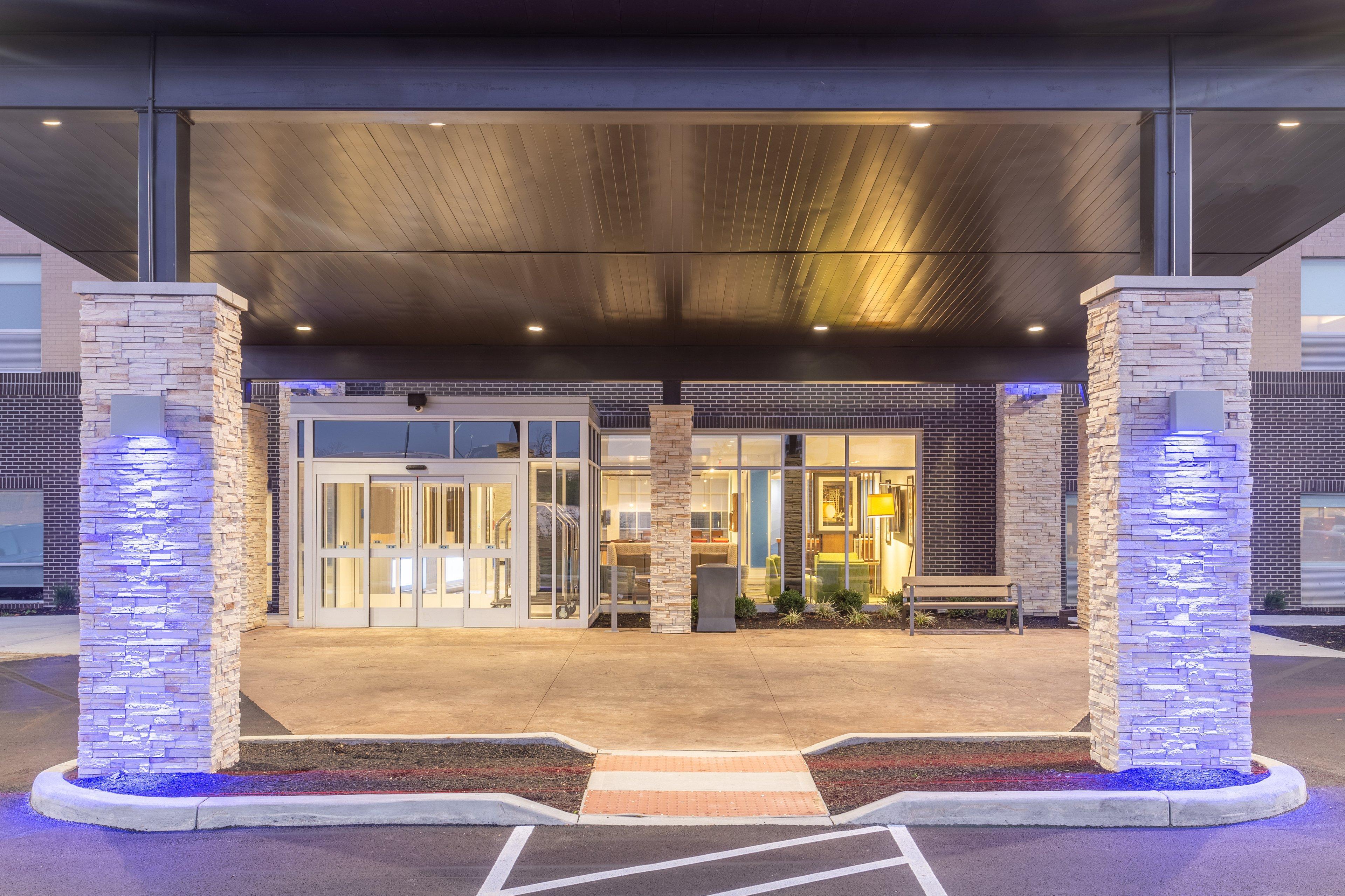 Holiday Inn Express & Suites - Florence - Cincinnati Airport By Ihg Bagian luar foto