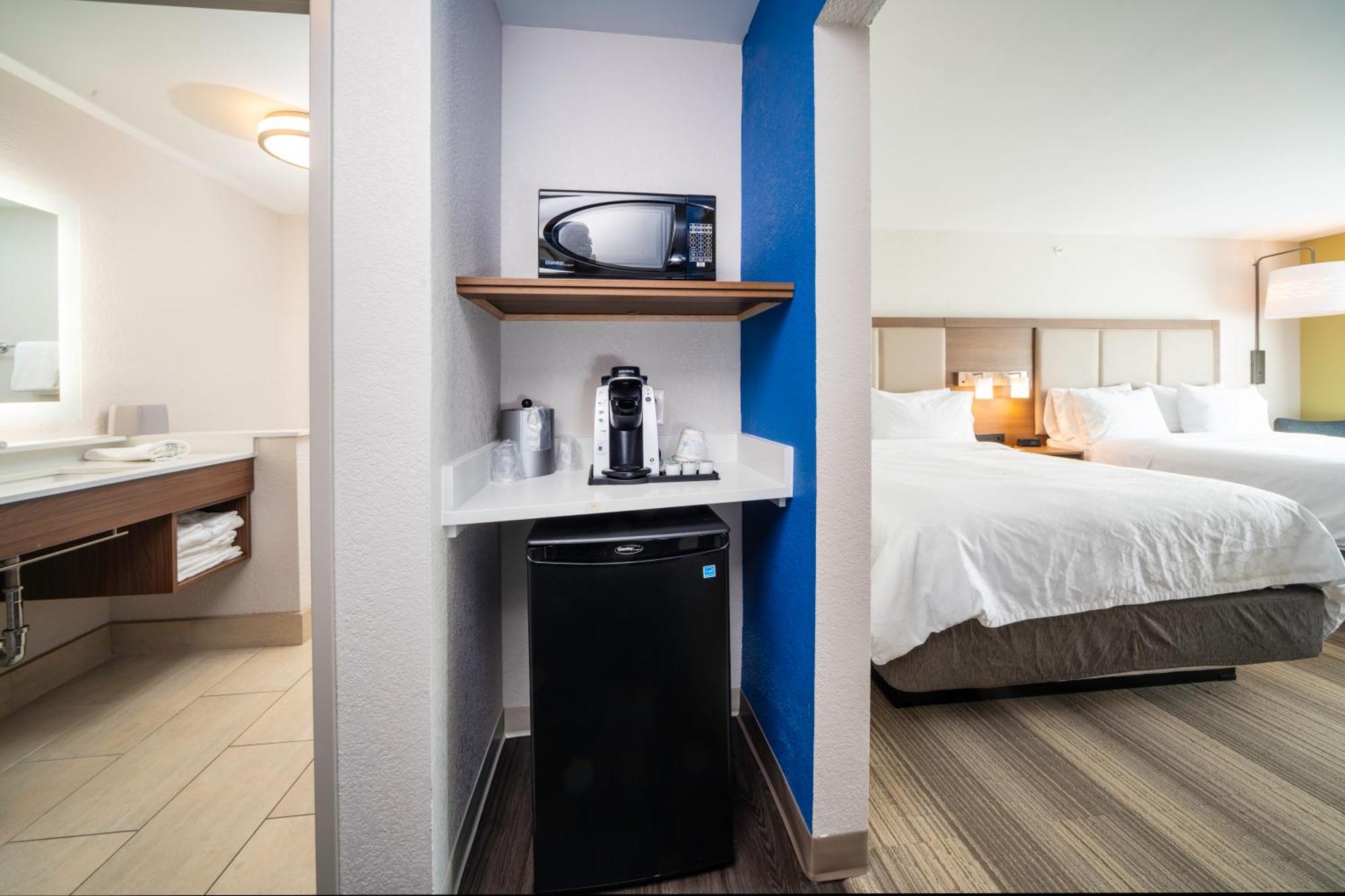 Holiday Inn Express & Suites - Florence - Cincinnati Airport By Ihg Bagian luar foto